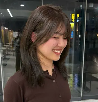 カラー ハッシュ🍒 ボルドーカラー愛希子のヘアスタイル