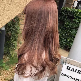 ロング カラー パーマ ヘアアレンジ 八巻 晴香のヘアスタイル