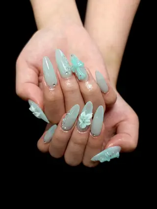 ネイル ongles chicのネイルデザイン