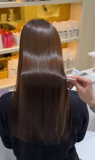 ロング カラー ワンカールで決まるレ イヤー/角岡泉希🩶のヘアスタイル