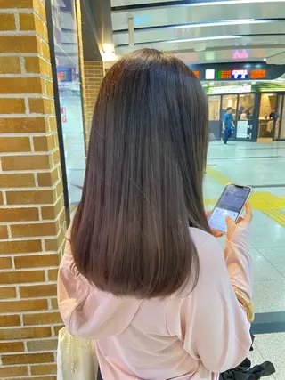 カラー 山下 穂嘉のヘアスタイル