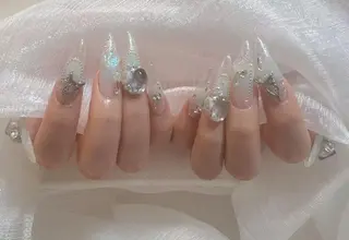 ネイル ネイル&アイサロン 🩷Lunaのネイルデザイン