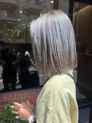 ミディアム トップスタイリスト/ アユミのヘアスタイル