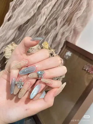 ネイル akina nailsのネイルデザイン