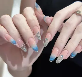 ネイル エリ🫧 nail池袋東口のネイルデザイン