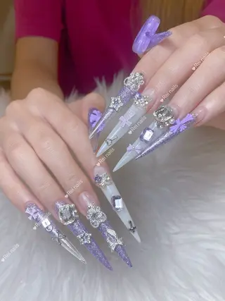 ネイル Rei _Nail 新宿のネイルデザイン