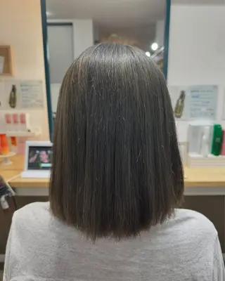 ミディアム カラー 大塚 しおりのヘアスタイル