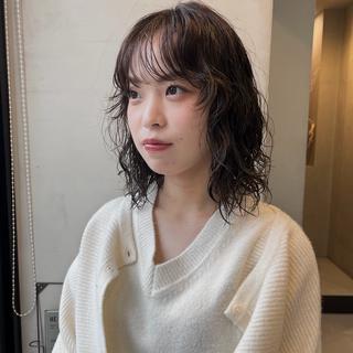ミディアム パーマ なな/ICI/レイヤ ーパーマ/上前津のヘアスタイル