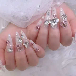 ネイル UMI ネイルサロン新宿🎀のネイルデザイン