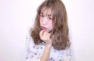 セミロング MI NAのヘアスタイル