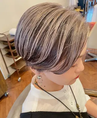 ショート カラー 🌈🌸あおき みちる🌟💗のヘアスタイル