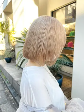 ショート カラー 🫧艶ダブルカラー ブリーチ🫧トモヤのヘアスタイル