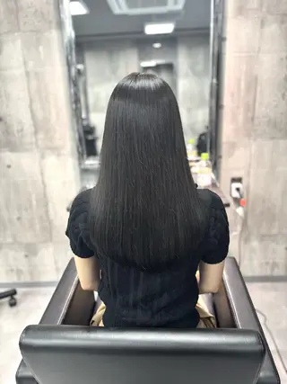 ロング カラー 加藤 藍のヘアスタイル