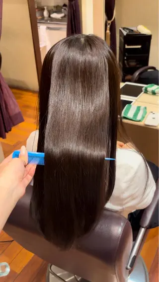 ロング 髙橋 愛実のヘアスタイル