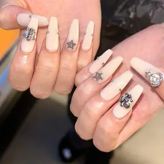 ネイル Sii nail 🤍SAKIのネイルデザイン