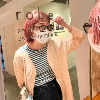 ミディアム カラー robe 田中 実友のヘアスタイル