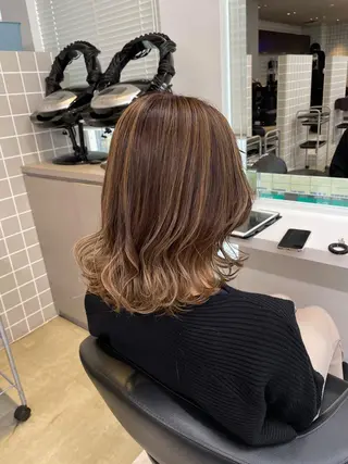 セミロング カラー パーマ ヘアアレンジ メンズ キッズ ネイル マツエク・マツパ アイブロウ 🦋縮毛/韓国レイヤ ー/透明感カラー🦋のヘアスタイル