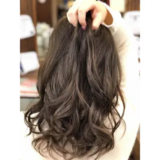 ロング カラー パーソナルカラー診断 できます 木曽 主博のヘアスタイル