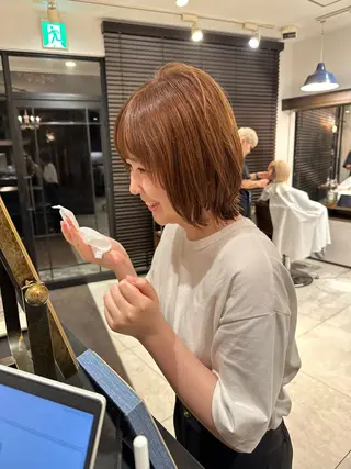 ミディアム 🩵HOLLY🩵 ブリーチ🩵カレンのヘアスタイル