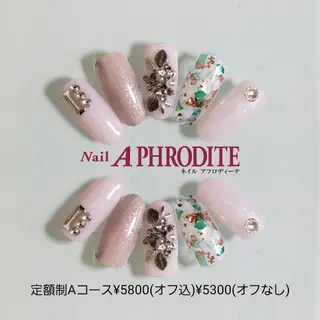 ネイル Nail  Aphroditeのネイルデザイン
