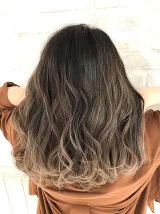 ミディアム 白井 秀太郎のヘアスタイル