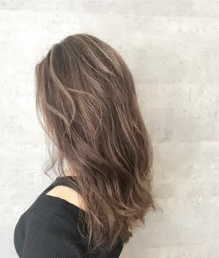 ロング カラー 髪質改善で 憧れの潤艶美髪にのヘアスタイル