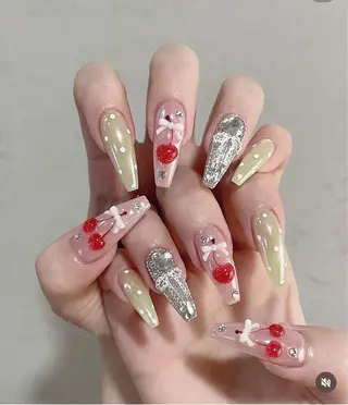 ネイル Rina Mika Nailsのネイルデザイン