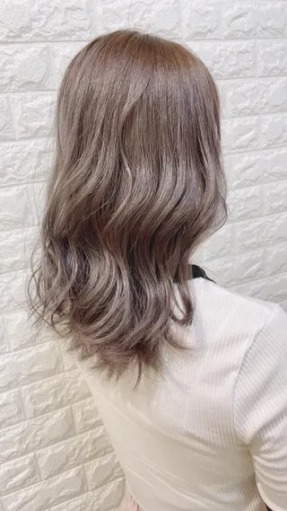 セミロング カラー 福森 みずきのヘアスタイル