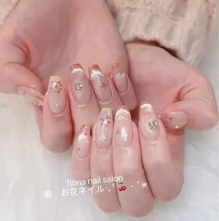 ネイル Floria キキのネイルデザイン