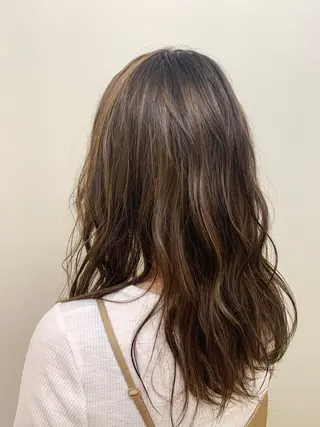 セミロング カラー ✨カラー支持No.1 🧸ワキ カナコ🧸のヘアスタイル