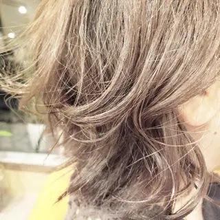 ショート カラー spa hair ark 富井直美のヘアスタイル