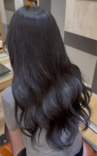 ロング 榎本 ほのかのヘアスタイル