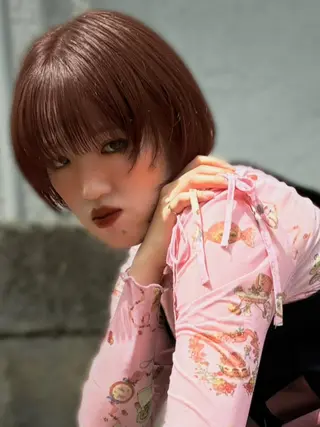 ショート カラー misch|南堀江 momonaのヘアスタイル