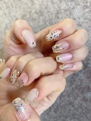 ネイル I-nailロング /ワンホン/キラキラのネイルデザイン