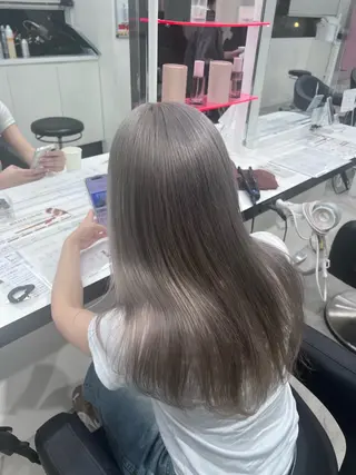 カラー REN🤍ハイトーン ×韓国レイヤーのヘアスタイル