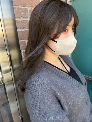 ロング カラー パーマ ヘアアレンジ メンズ キッズ ネイル マツエク・マツパ アイブロウ 久木原 ゆりのヘアスタイル