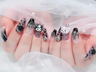 ネイル Roi ロア Megumiのネイルデザイン