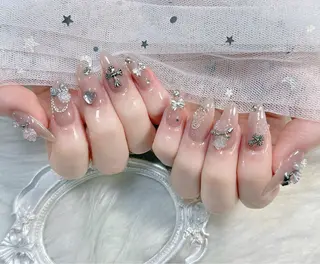 ネイル HIN NAILのネイルデザイン