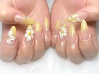 ネイル ユリ🎀長さだし/ パラジェル/持ち込みのネイルデザイン