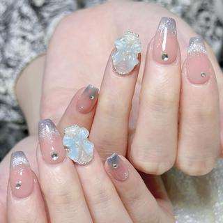 ネイル Queens テイのネイルデザイン