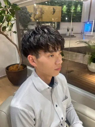 ショート パーマ メンズ 梅田茶屋町メンズ 専門美容師 山元一平のヘアスタイル