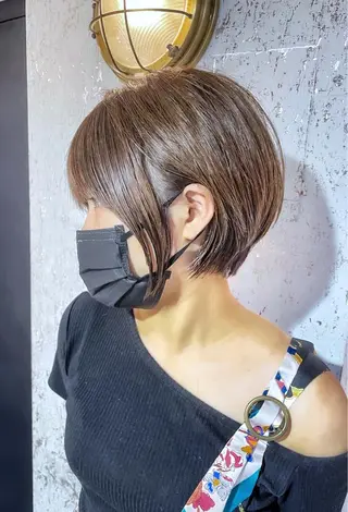 ショート 🫧小顔顔周りカット レイヤー/縮毛/白倉のヘアスタイル