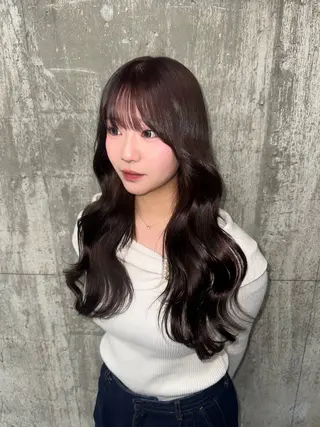 カラー 河野 朱里のヘアスタイル