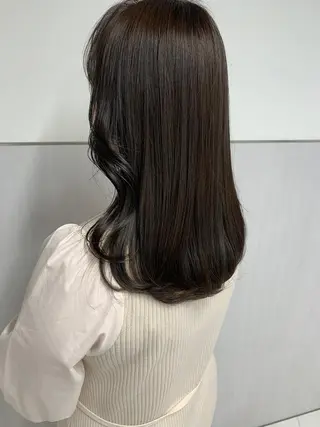 ロング 梅本 有希のヘアスタイル