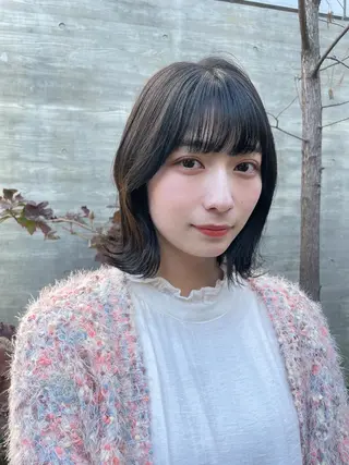 ミディアム カラー 顔周りカット 【オノザワリョウ】のヘアスタイル