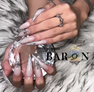 ネイル ♛︎BARON♛︎ yuiのネイルデザイン