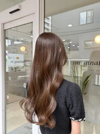 カラー 韓国ヘアケアブリーチ 莉奈のヘアスタイル