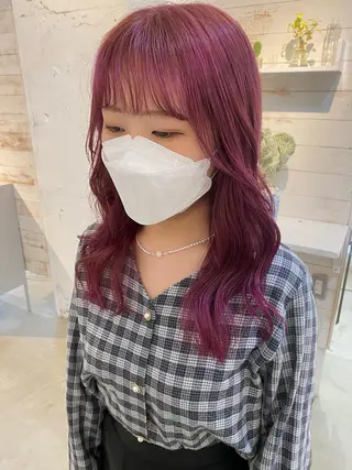 ロング 天神最安値エクステ カラーレイヤーカットのヘアスタイル