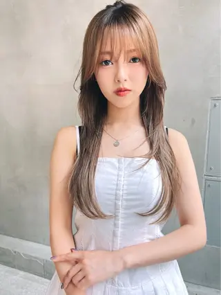ロング カラー 艶髪／韓国ヘア🎀 Kanon︎︎⁺.のヘアスタイル