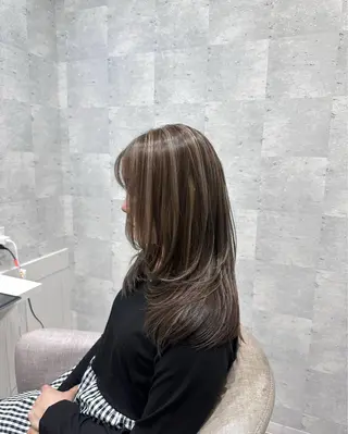 ロング カラー 西山 将太のヘアスタイル